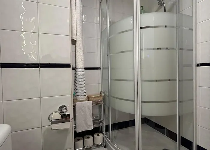 Apartman Completo En *